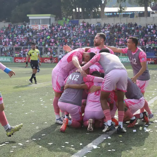 deportivo-mixco-ante-antigua-semfinales-clausura-2024-abril-2024.jpg ,