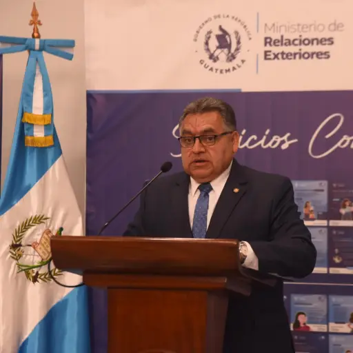 minex-campana-guatemala-cerca-de-ti-emisoras-unidas3-scaled-1.jpeg ,