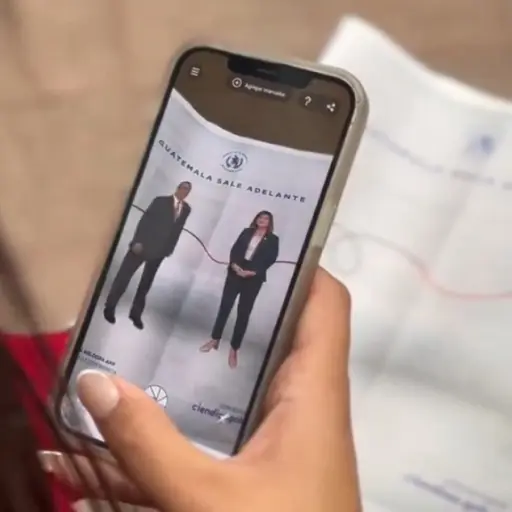 gobierno-aplicacion-mensaje-100-dias-emisoras-unidas.jpg ,