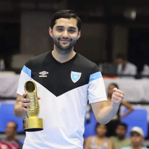 marvin-sandoval.jpg ,