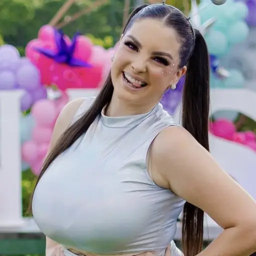 Deanna-Melillo-emisoras-unidas-abril-2024.png ,