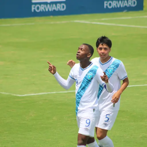 celebracion-marvin-avila-jr-scaled-1.jpg ,