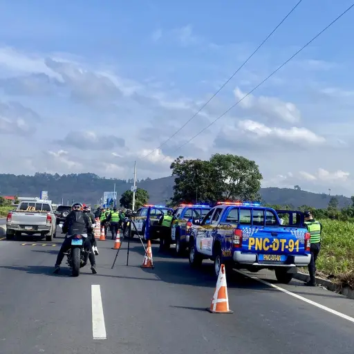 Operativos-en-carretera-Interamericana.jpg ,