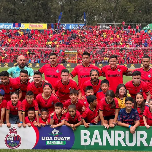 podio-de-campeones-de-guatemala-mayo-2024.jpeg ,