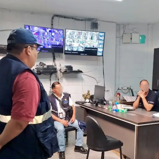 Caso-almacen-Gran-China-en-la-Calzada-Roosevelt-blur.jpg ,