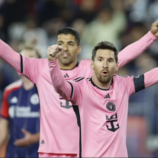 gerardo-martino-destaca-conexion-messi-suarez-mayo-2024-scaled-1.jpg ,