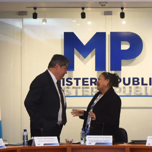 fiscal-general-consuelo-porras-reunion-ministro-gobernacion-emisoras-unidas2-scaled-1.jpeg ,