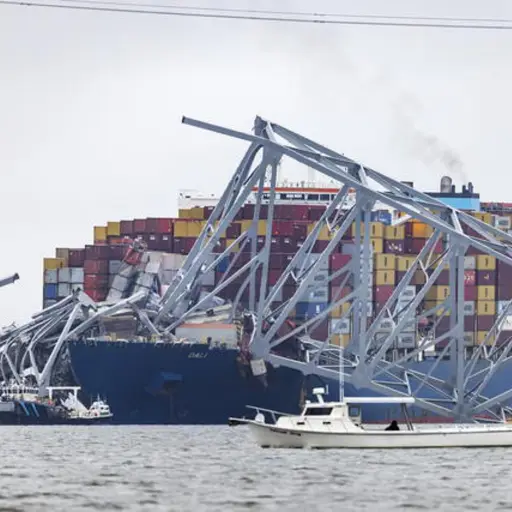 barco-dali-estrella-puente-en-baltimore.jpg ,