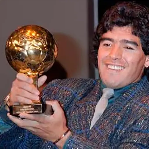 balon-oro-maradona-subastado.jpeg ,