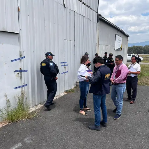 diligencias-hangares-aeropuerto-la-aurora-emisoras-unidas.jpeg ,