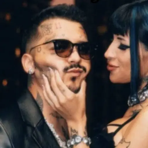 Cazzu-emisoras-unidas-mayo-2024.png ,