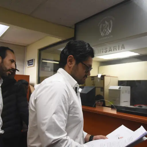 movimiento-civico-nacional-amparo-mineduc-emisoras-unidas-scaled-1.jpeg ,