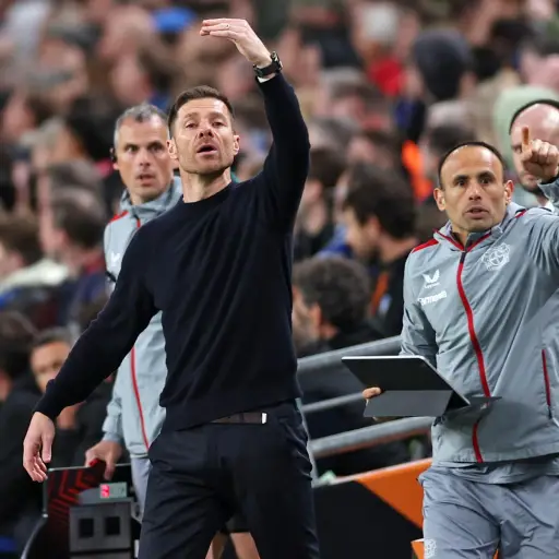 xabi-alonso-bayer-leverkusen-1.jpg ,