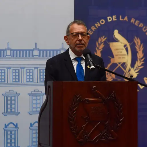 ministro-comunicaciones-felix-alvarado-emisoras-unidas1-scaled-1.jpeg ,