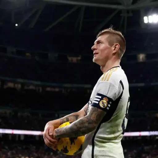 toni-kroos-real-madrid.jpeg ,