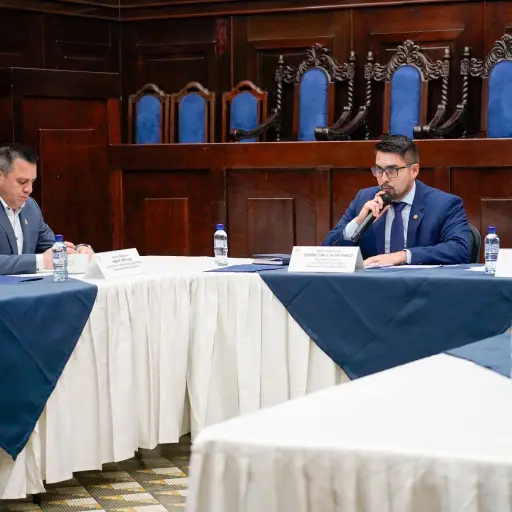 comision-pesquisidora-magistrados-tse-emisoras-unidas.jpeg ,