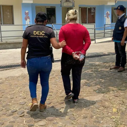 mujer-capturada-muerte-sobrino-emisoras-unidas.jpeg ,