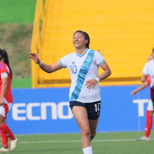 andrea-alvarez-1.jpg ,