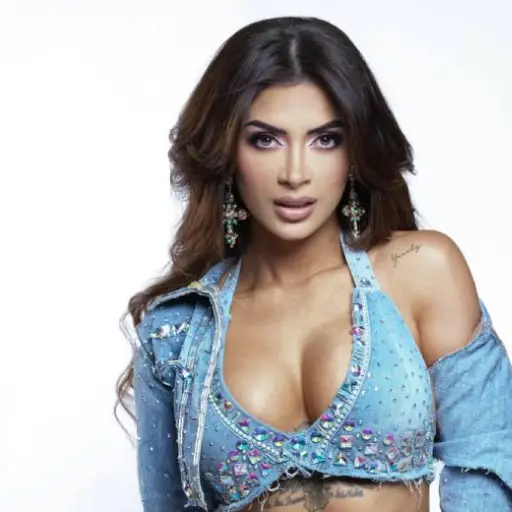 Kimberly-flores-emisoras-unidas-junio-2024-2.webp ,