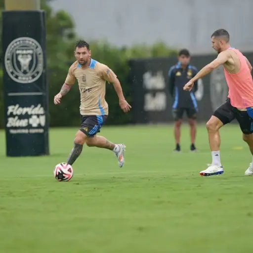 lionel-messi-argentina.webp ,