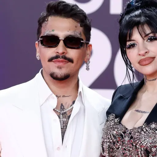 Christian-Nodal-y-Cazzu.webp ,