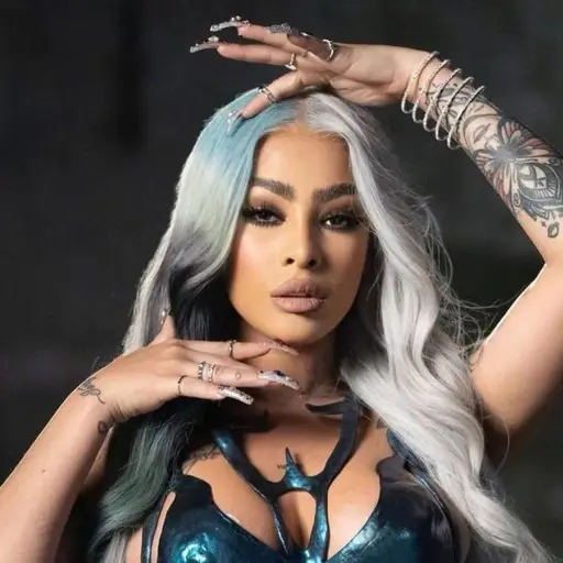 yailin-la-mas-viral-1.webp ,