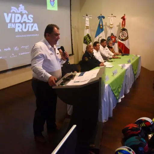 proyecto-vidas-en-ruta-municipalidad-guatemala-emisoras-unidas5.webp ,