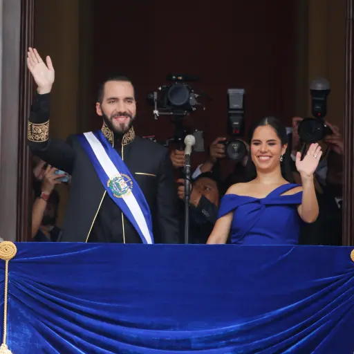Gobieno-de-El-Salvador-publica-foto-de-Nayib-Bukele-tras-ser-relecto.jpeg ,