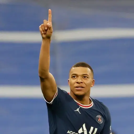 kylian-mbappe-y-su-llegada-al-real-madrid-junio-2024.jpg ,