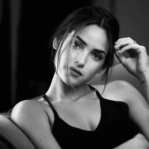 adria-arjona-emisoras-unidas-junio-2024-1.webp ,