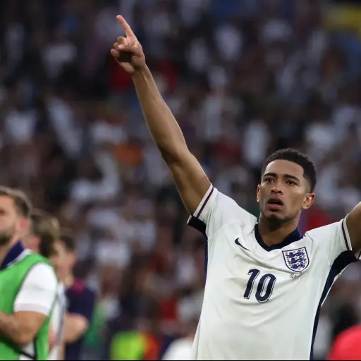 jude-bellingham-gol-eslovaquia-euro-2024-junio-2024-scaled-2.webp ,