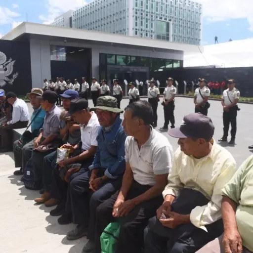 veteranos-militares-manifestacion-bloqueos-emisoras-unidas5.webp ,