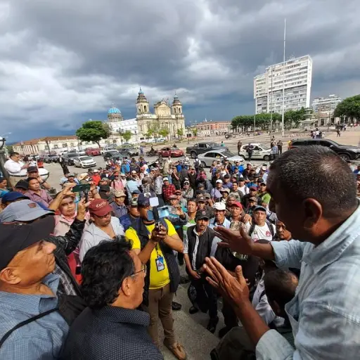 protesta-veteranos-militares-capital-emisoras-unidas1.webp ,