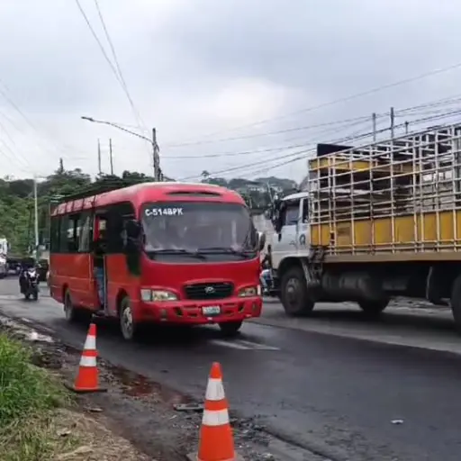 transito-ruta-pacifico-emisoras-unidas.webp ,