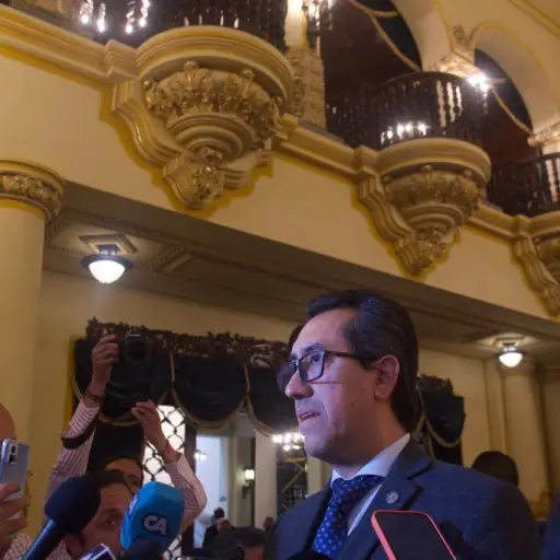 ministro-finanzas-jonathan-menkos-emisoras-unidas.webp ,