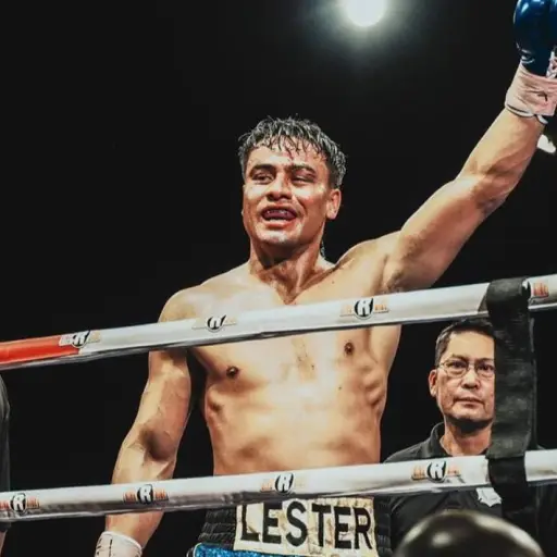 lester-martinez-pelea.webp ,