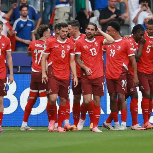 celebracion-suiza-1.webp ,