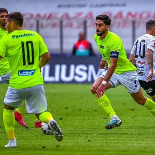 samayoa-poli-iasi-rumania.webp ,