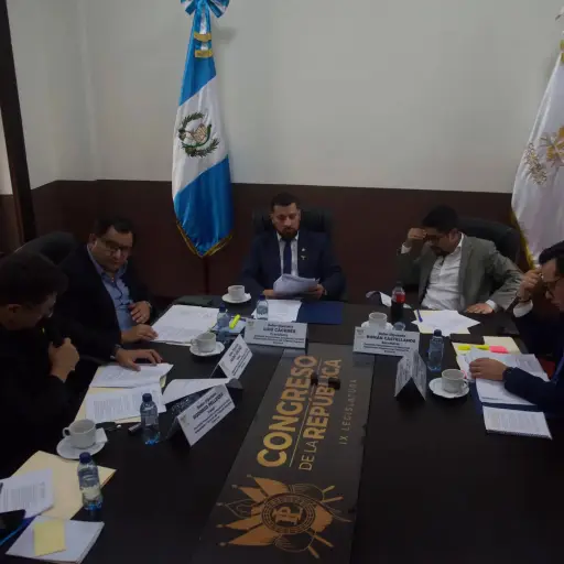 Comision-Pesquisidora-Congreso-Magistrados-TSE-Foto-Omar-Solis-scaled-2.webp ,