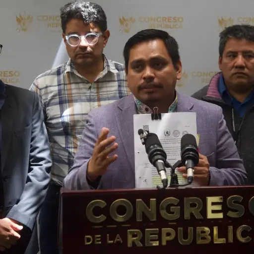 Amparo-otorgado-a-VOS-contra-IGSS-scaled-2.webp ,