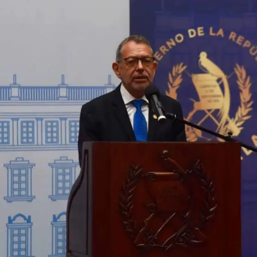 ministro-comunicaciones-felix-alvarado-emisoras-unidas.webp ,