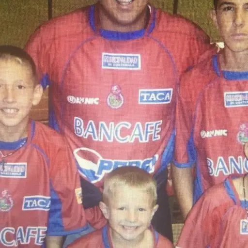 aaron-herrera-vestido-de-municipal-julio-2024-1.webp ,