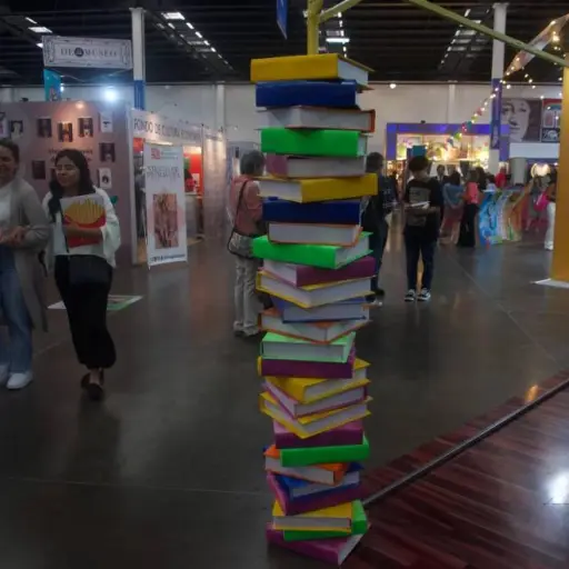 filgua-feria-libro-guatemala-2024-emisoras-unidas1.webp ,