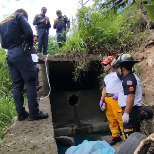 cadaver-mujer-ruta-atlantico-emisoras-unidas-1.webp ,