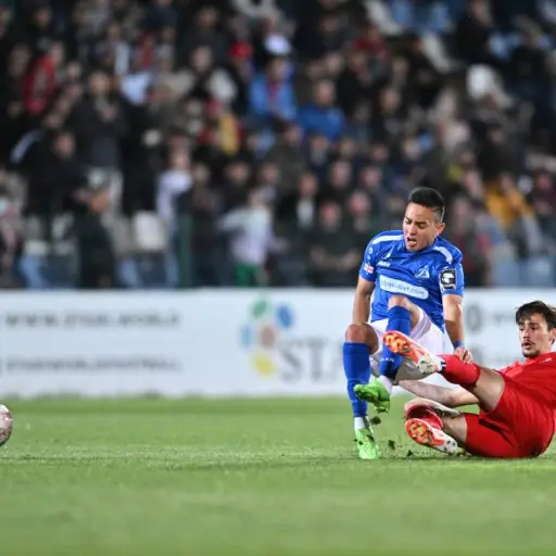 oscar-santis-georgia.webp ,