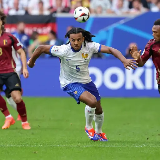 jules-kounde-mejor-jugador-de-francia-eurocopa-alemania-2024-julio-2024-scaled-1.webp ,