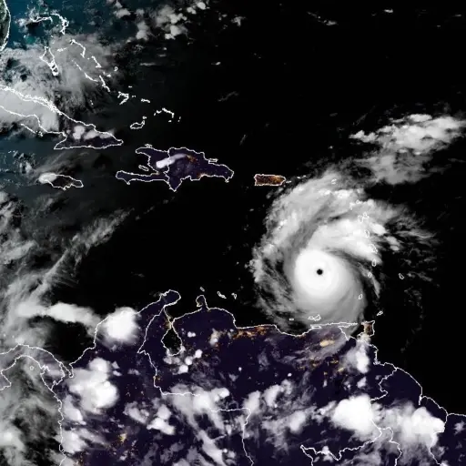 Imagen-satelital-de-Beryl-NOAA.jpg ,