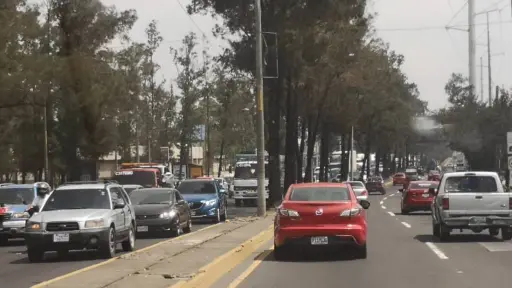 transito-vehiculos-emisoras-unidas.webp ,
