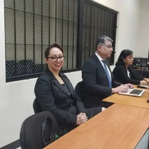 exfiscal-virginia-laparra-emisoras-unidas3.webp ,