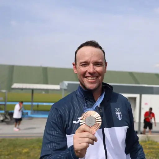 jean-pierre-brol-medalla-bronce.webp ,